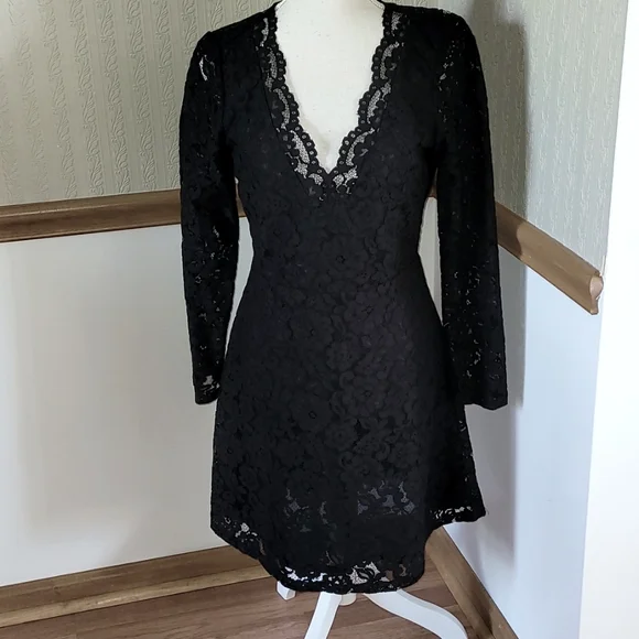 princess polly baby blue dress Black Dresses